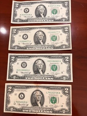 4 - $2 bills 1976 series in excellent condition  - Image 1 of 4