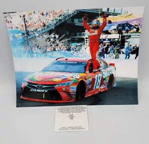 FOTO 8X10 FIRMATA KYLE "ROWDY" BUSCH NASCAR COA - Foto 1 di 2