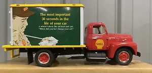 First Gear 1/34 #29-1738 1953 R-190 INT Shell Oil ‘DIPSTICK’ Delivery Truck - Picture 1 of 4