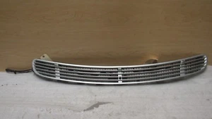 2000-2006 MERCEDES S CLASS HOOD VENT SCREEN & TEMPERATURE SENSOR GRILLE OEM 8218 - Foto 1 di 12