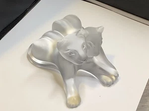 Beautiful Lalique France Tambwee Original Label Signed Lion Cubs - Picture 1 of 10
