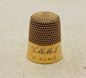 14K Gold ~ 1913 SIMONS THIMBLE ~ Size 7 and 4 Grams with Monogram - Picture 1 of 6