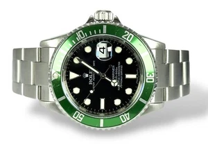 ROLEX Submariner LV - 16610LV - 2008 - Kermit - Box and Papers - Green Bezel - Picture 1 of 10