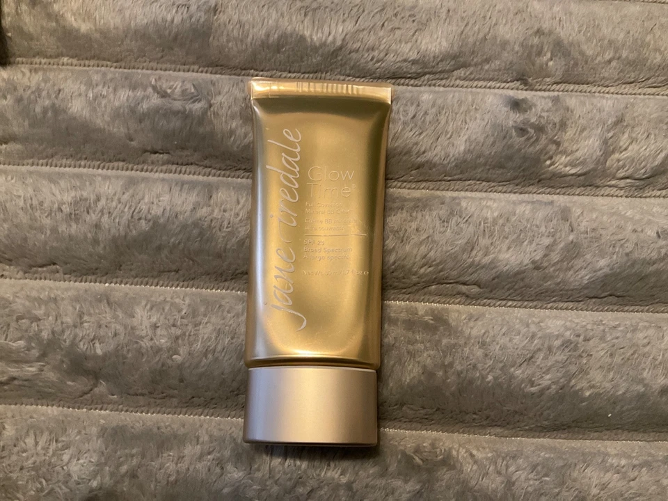 Jane Iredale Glow Time Mineral BB Crema Oro Tubo BB1 - Falta pequeña cantidad Foto 1 de 1