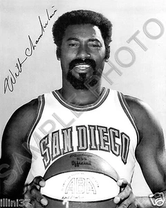 WILT CHAMBERLAIN 1974 SAN DIEGO CONQUISTADORS ABA 8X10 PHOTO - Picture 1 of 1