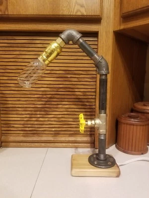 Lámpara de mesa/escritorio Steampunk Steampunk para máquina industrial, interruptor de válvula funciona Foto 1 de 4