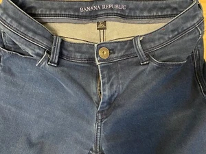Banana Republic Distressed Dark Wash Skinny Blue Jeans Size Petite 27 Inseam 29 - Picture 1 of 7