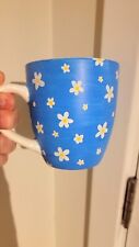 Daisy Coffee Mug. Hand Painted. 16 oz.