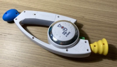 Bop It! White Talking Handheld Game With Shout 2008 Hasbro Tested Working - Image 1 of 2