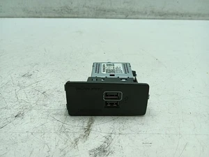 VOLVO V90 USB PORT SOCKET UNIT PANEL 31407038 MK2 2016 - 2025 - Picture 1 of 12