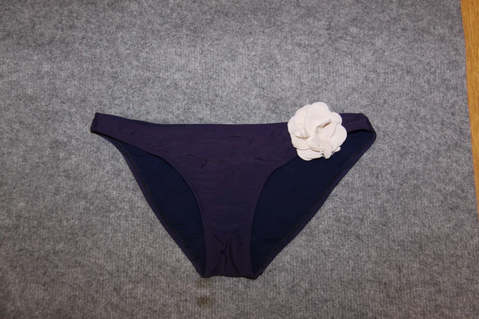 BIKINI UNTERTEIL SLIP  GRÖSSE 38 DUNKELBLAU SEITLICH BLUME VON ASOS - Bild 1 von 1