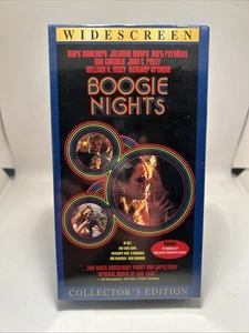Boogie Nights (VHS, 1999 Widescreen Collector’s Edition) NEW SEALED WATERMARKS! - Bild 1 von 11
