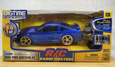 JADA BIGTIME MUSCLE Blue 2006 FORD MUSTANG GT R/C CAR Radio Control 49 MHz New   - Image 1 of 4