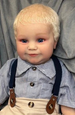 Muñeca bebé renacido niño pequeño Foto 1 de 4