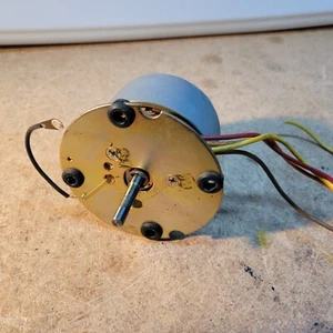 Teac A4010S Take up right motor - Picture 1 of 6