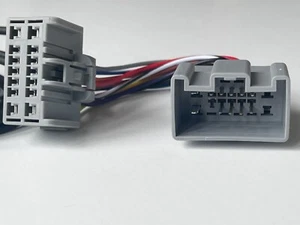 Volvo AUX Adapter Blei S40 V50 C70 C30 im Autoradio iPod MP3 CTVVLX002 Adapter z - Bild 1 von 8