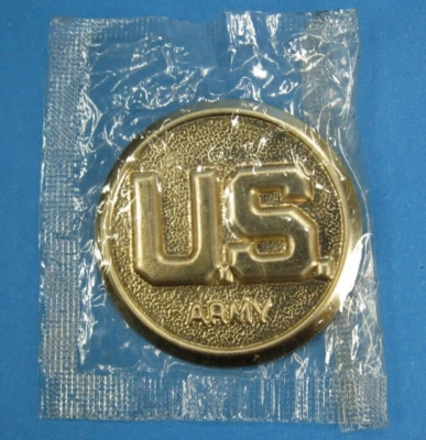 Pin Cracker Jack Tin Premium Años 40 Segunda Guerra Mundial Ejército de Estados Unidos en Paquete Original Foto 1 de 3