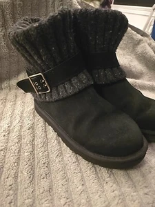 UGG Australia Cambridge SN 1003175 black gray Sheepskin Boots Size 7 Women - Picture 1 of 5