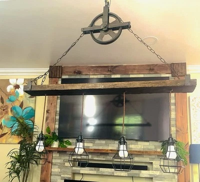 Lámpara rústica. Madera de granero recuperada. Para uso decorativo. Foto 1 de 4