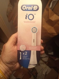 Oral-B iO Gentle Care Replacement Brush Head WHITE ~NEW ~ SEALED SEE PICS (K4) - Picture 1 of 6