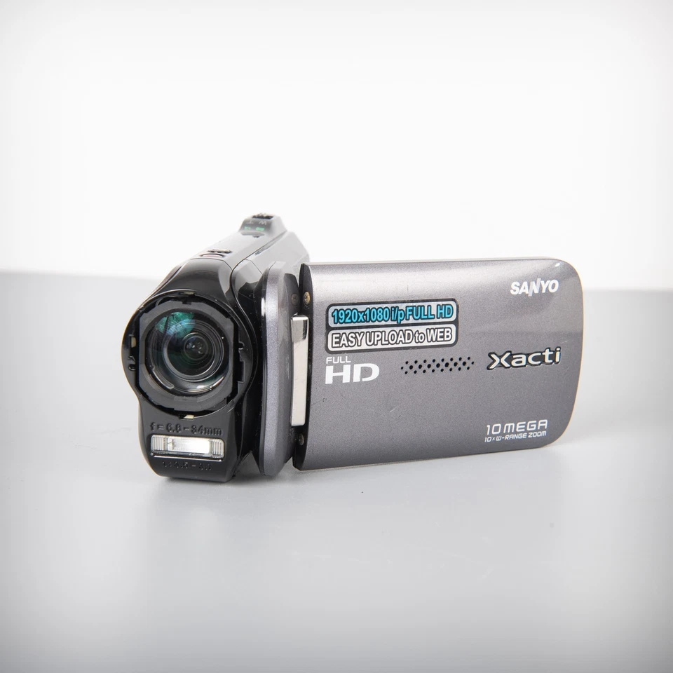 Sanyo Xacti Camcorder VPC-GH3EX 10MP - Image 1 of 4
