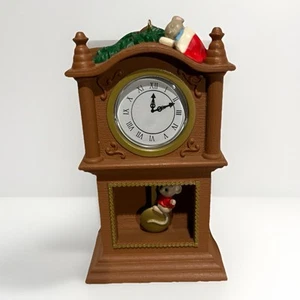 Hallmark Keepsake Ornament 1994 Very Merry Minutes Magic Light And Motion W/Box - Picture 1 of 13
