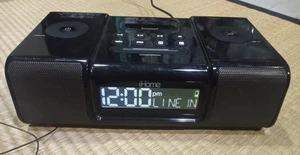 Apple iHome iH9 Dual Alarm Clock+Radio+Aux-In Speaker [LOUD]**broken iPod dock** - Picture 1 of 10