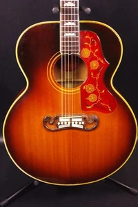 Gibson J-200 - Picture 1 of 11