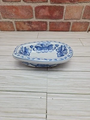 Jabonera en forma de tina azul y blanco Foto 1 de 4