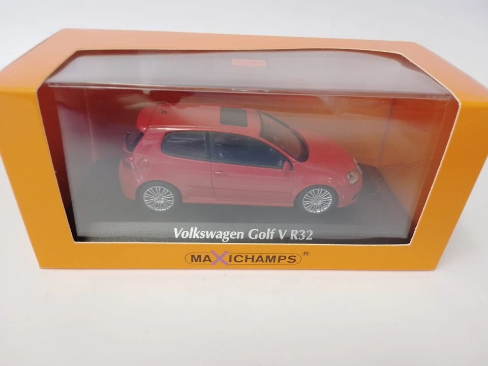 Minichamps Maxichamps Volkswagen Golf V R32 red 2005 1/43 940054500