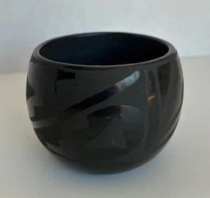 Eusebia Padilla - original, handmade black pottery jar Tesuque Pueblo, NM - Picture 1 of 7
