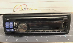 Alpine Car Stereo CDE-122 CD Receiver Auto Radio MP3/AUX/USB Old School - Picture 1 of 12