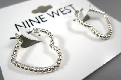 Nuevos Pendientes NINE WEST Tono Plata Texturizado Corazón Aros Poste 57Y Foto 1 de 4