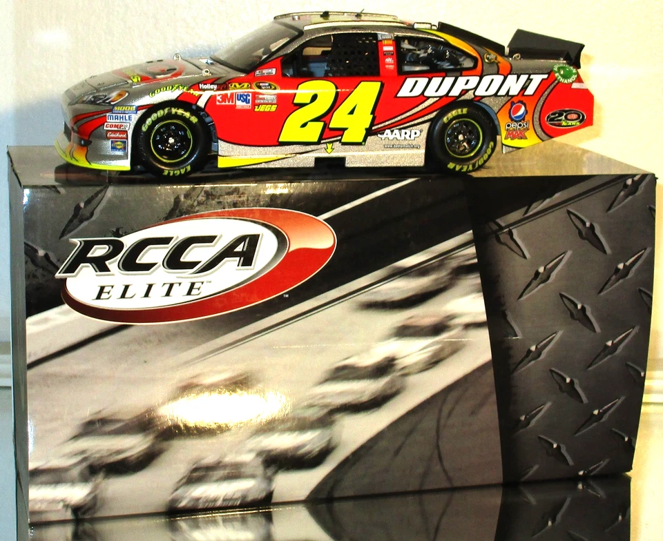 RCCA JEFF GORDON #24 2012 Dupont 20 años Celbratory Elite Car #91/400 impresionante Foto 1 de 4