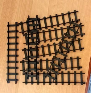 8 loose pieces of Faller O gauge Playtrain Straight track. Part No. 3711 - Foto 1 di 3