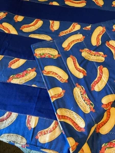 Edredón de franela hecho a mano 40x60 Hotdog Dreams  - Imagen 1 de 5