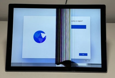 Microsoft Surface Pro 7+ i5-1135G7 8GB RAM 256GB SSD Win 11 Pro - DAMAGED SCREEN - Image 1 of 4