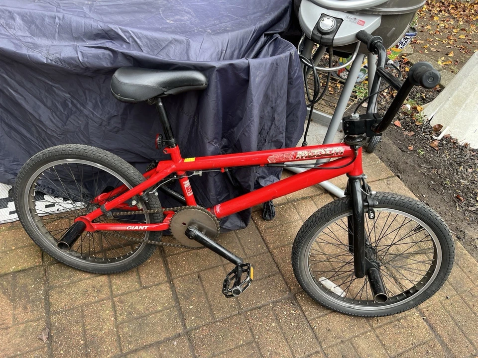 Giant Modem BMX Bike 20” Rare - Image 1 of 4