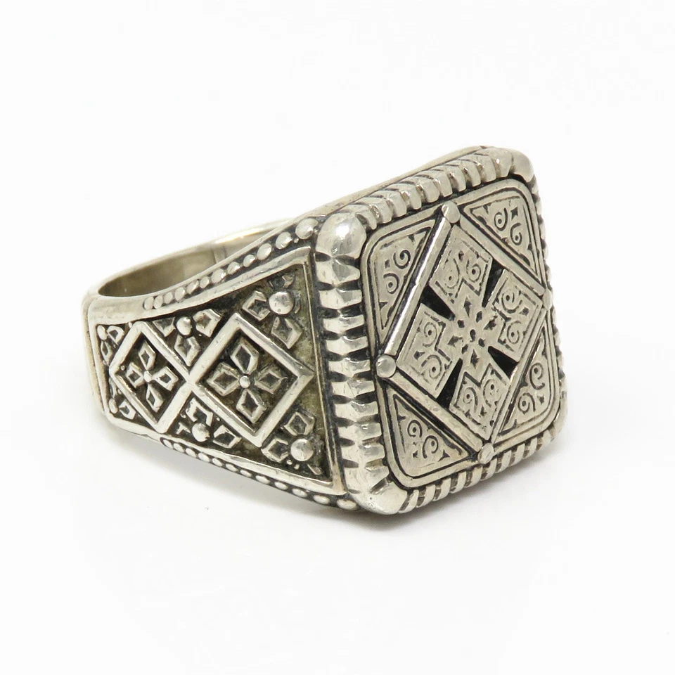 Anillo con sello de cruz de plata de ley 925 NYJEWEL Konstantino Foto 1 de 4