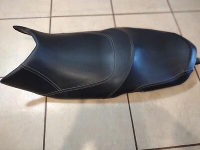 Can-Am Roadster 2010-2011 Spyder RS OEM Black Seat Assembly Part# 708000802 - Image 1 of 4