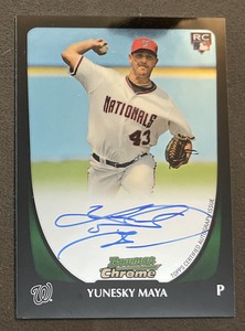 Yunesky Maya 2011 Bowman Chrome #200 On-Card Auto RC Nationals