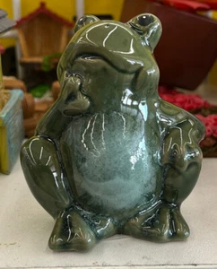 💥NEW 3" Porcelain Garden Frog Figurine Statue GREEN💥 - Picture 1 of 2