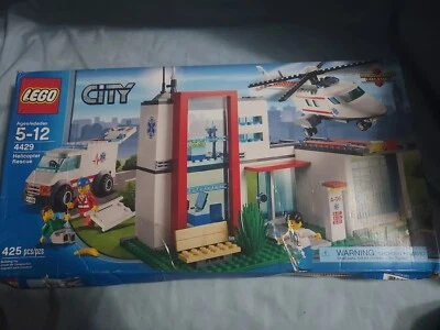 Lego City 4429 helicopter rescue base - Image 1 of 4