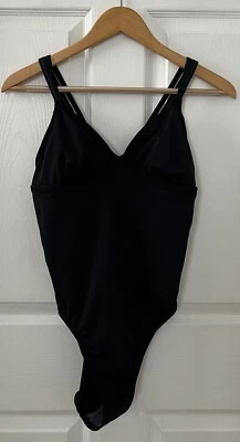 CONVERSE ONE STAR MUJER Talla MEDIANA NEGRA 1 PIEZA. TRAJE DE BAÑO TRAJE DE BAÑO Foto 1 de 4