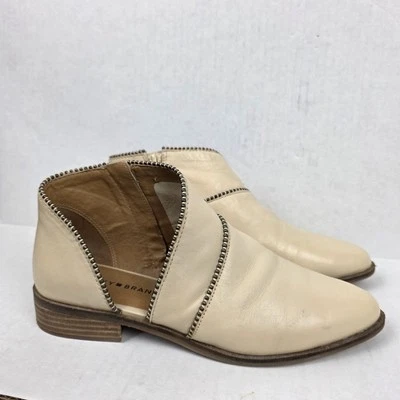 Lucky Brand Perrma 9 Cream Leather Cutout Ankle Booties Boho Western Shoes Boots - Image 1 of 4