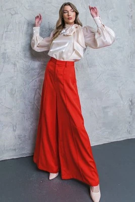 Flying Tomato Women's Red Flying Up Above Wide Leg Woven Pleated Pants Large - Image 1 of 4