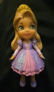 Disney Princess Mini Puppe Toddler RAPUNZEL Miniatur Figur - Bild 1 von 2