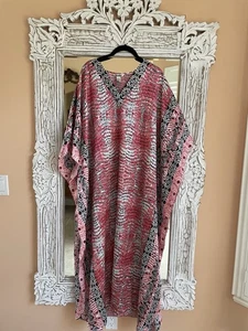 Winlar Plus Size Women Printed Poly V Neck Easy Comfort Lounge Caftan Free Size - Picture 1 of 7