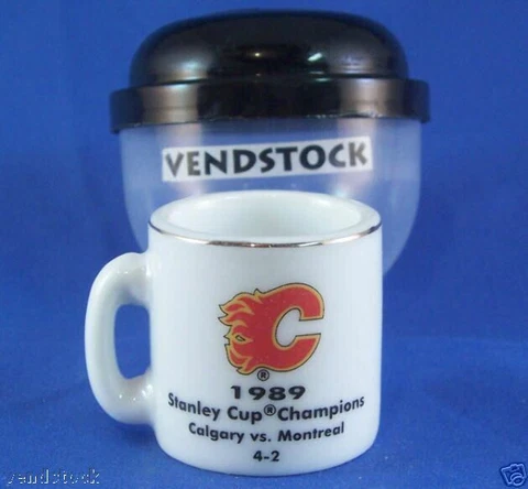 1989 CALGARY FLAMES CERAMIC MINI MUG NHL 1.25" TALL STANLEY CUP CHAMPIONS Cover