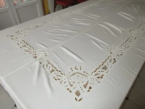 Embroidered tablecloth, fringes with 2 ends; serrated on the edge; 150x340cm - Picture 1 of 4